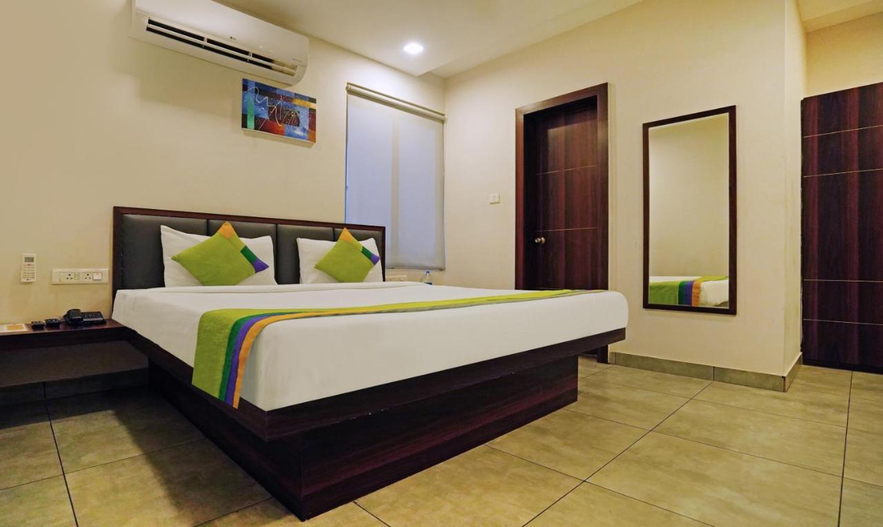 Treebo Lazystay Grand Patia Bhubaneswar Eksteriør bilde