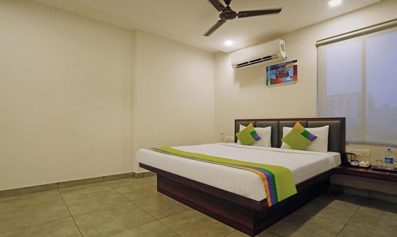 Treebo Lazystay Grand Patia Bhubaneswar Eksteriør bilde