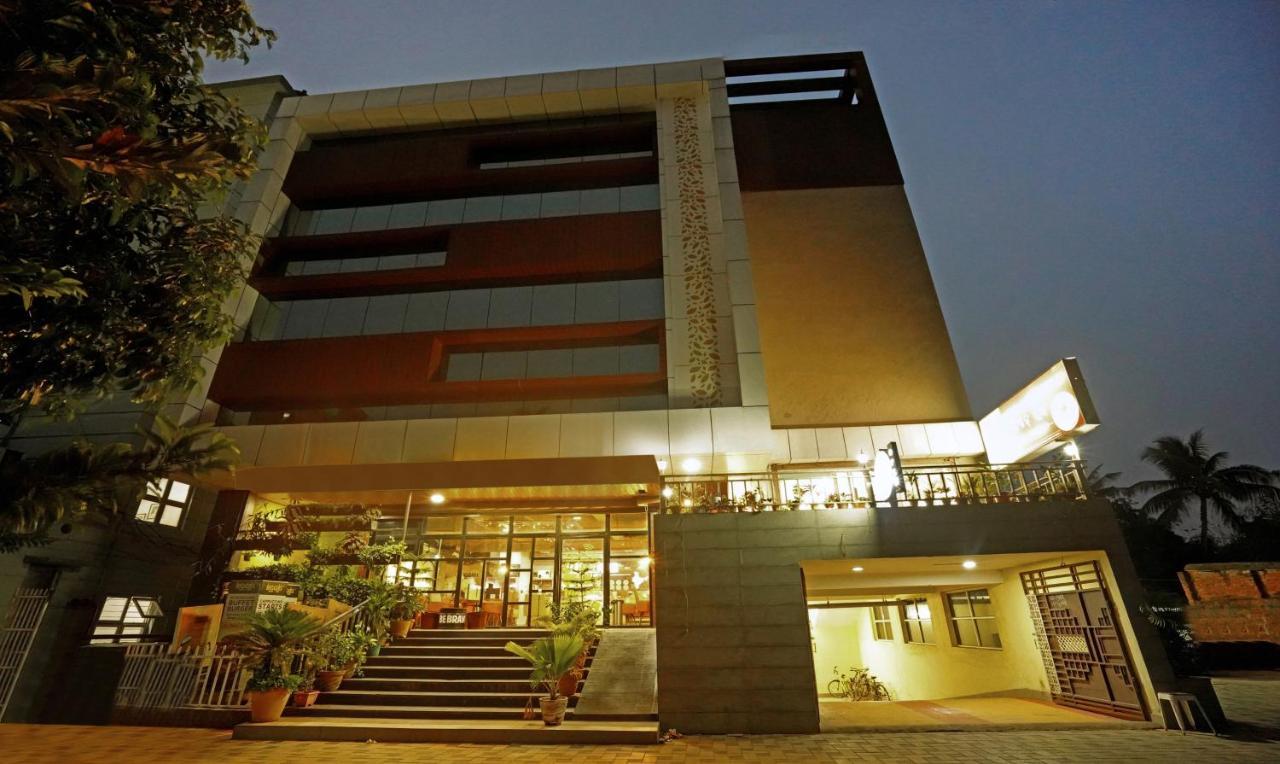 Treebo Lazystay Grand Patia Bhubaneswar Eksteriør bilde
